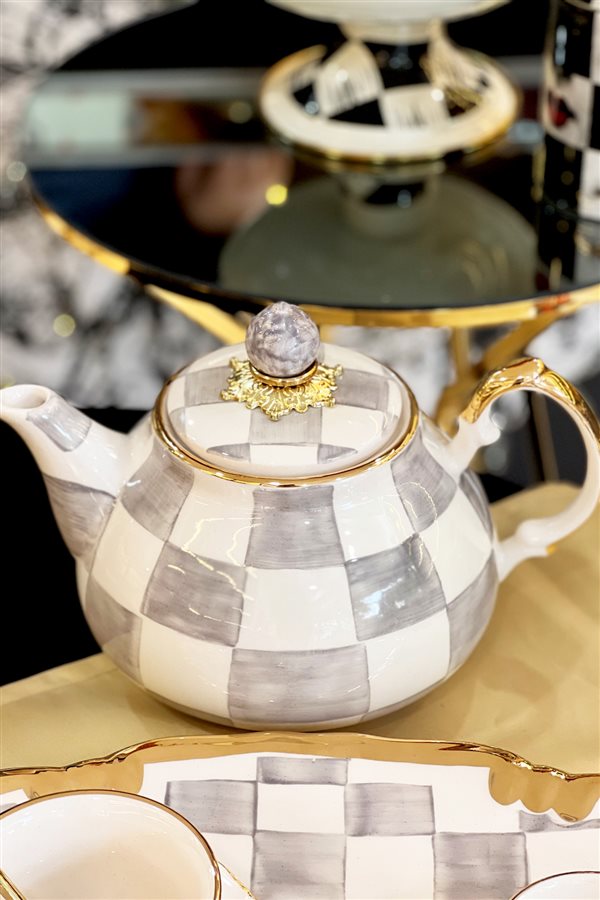 Checkered Gray Chubby Teapot