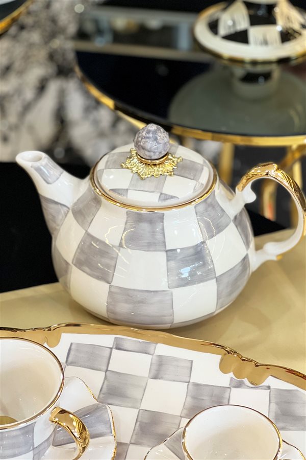 Checkered Gray Chubby Teapot