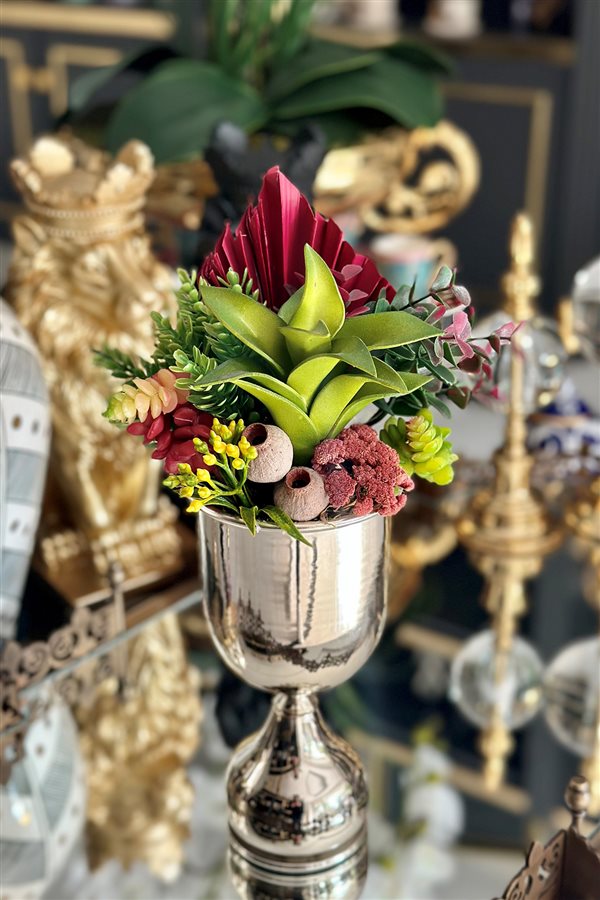 Yapay Çiçek Kupa Aranjmanı - Küçük Gümüş Vazo