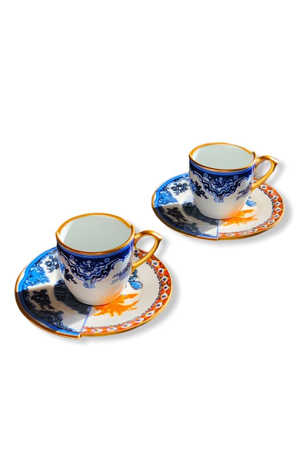 Set of 2 Coffee and White Cups with Gift Package with Two Patterns