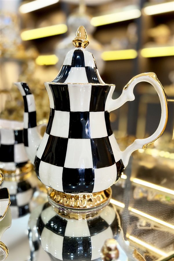 Checkered Black Pitcher Teapot
