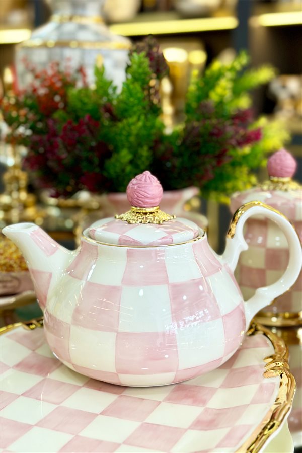 Checkered Pink Chubby Teapot