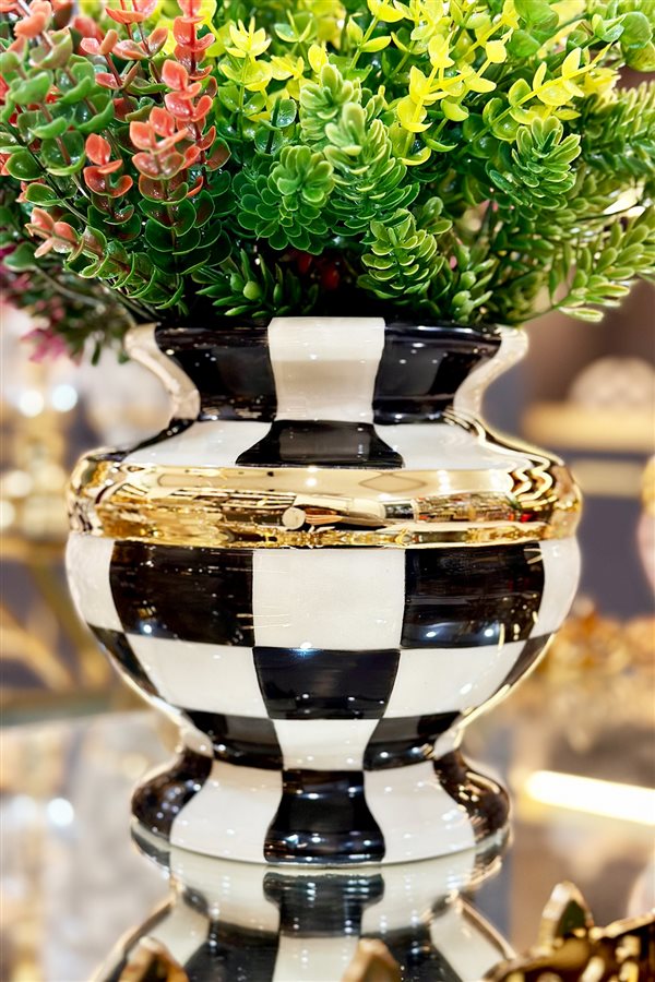 Checkered Black 17cm Chubby Vase