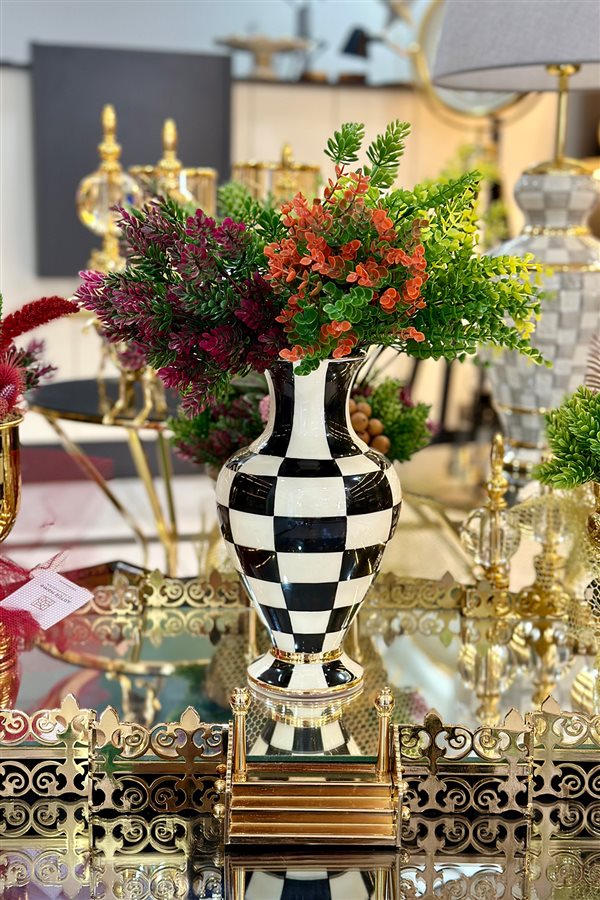 Checkered Black 28cm Classic Vase