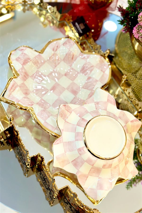 Checkered Pink 30cm Leaf Plate