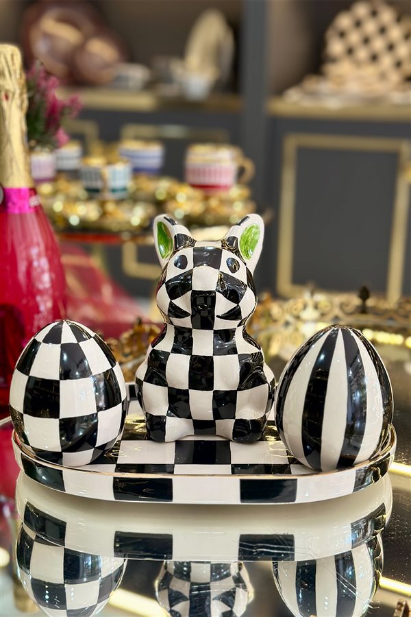Checkered Black 10cm Decorative Egg