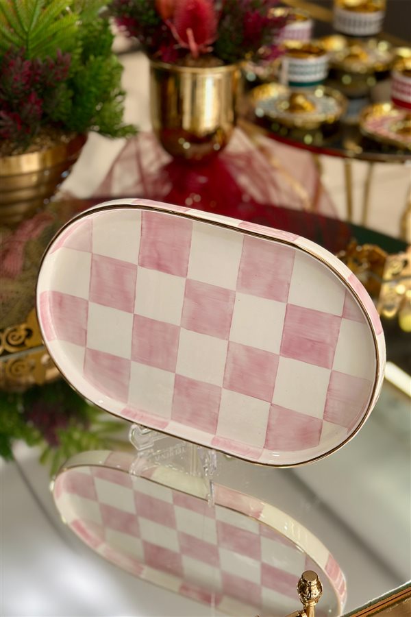 Checkered Pink Oval Presentation Tray