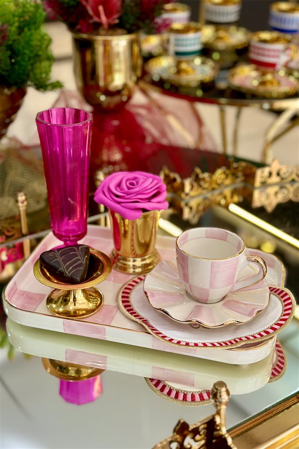 Checkered Pink Rectangular Presentation Tray