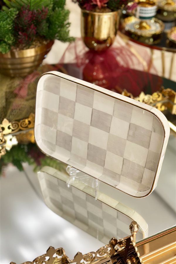 Checkered Gray Rectangular Presentation Tray