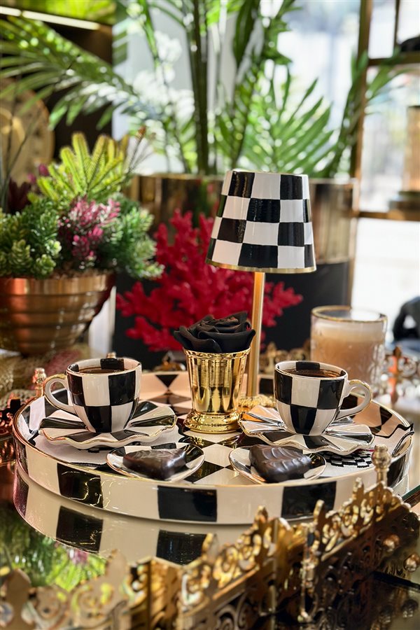 Checkered Black 35cm Round Tray