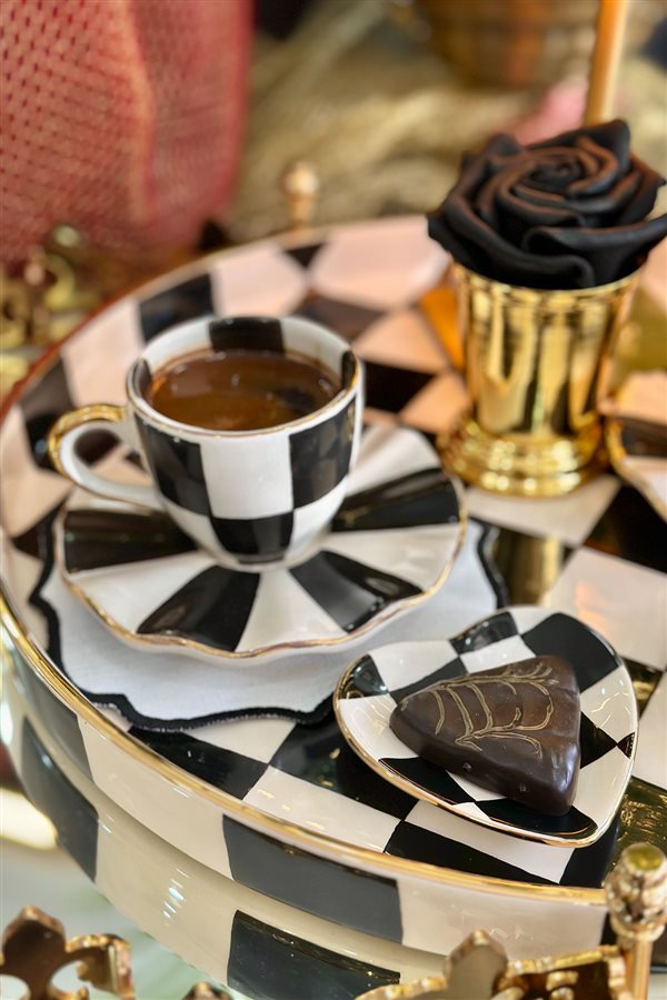 Checkered Black Mini Heart Turkish Delight Cup
