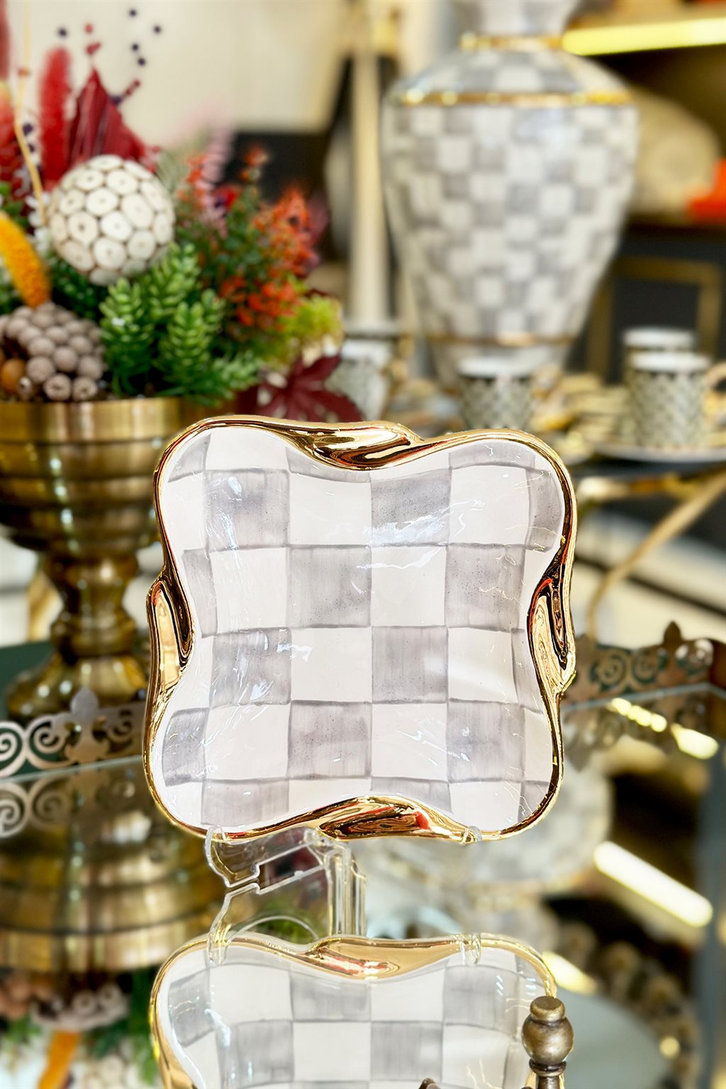 Checkered Gray Breakfast and Snack Plate